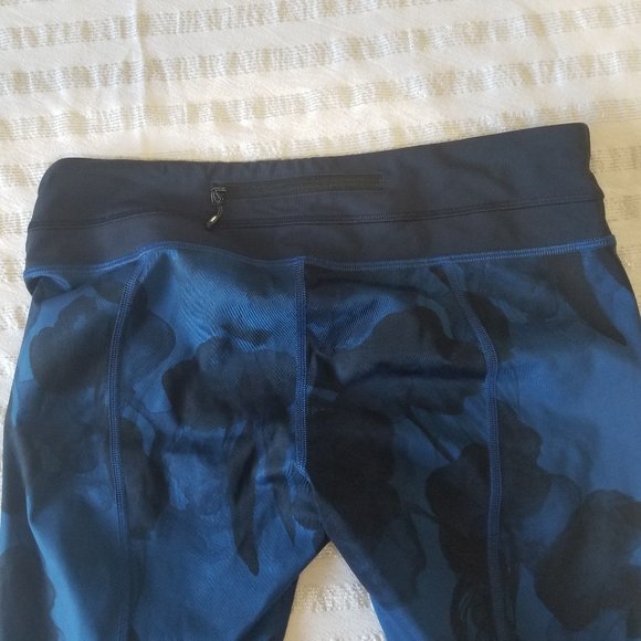 Lululemon Blue Yoga Cropped Pants - Picture 3 of 6